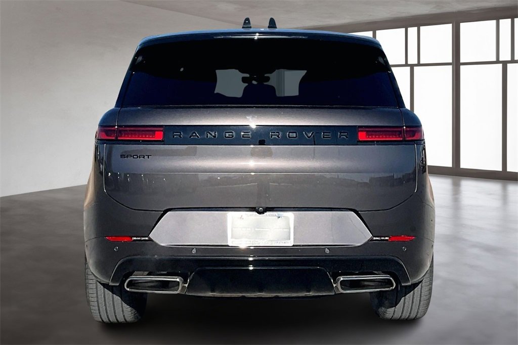 Used 2024 Land Rover Range Rover Sport Dynamic SE image 4