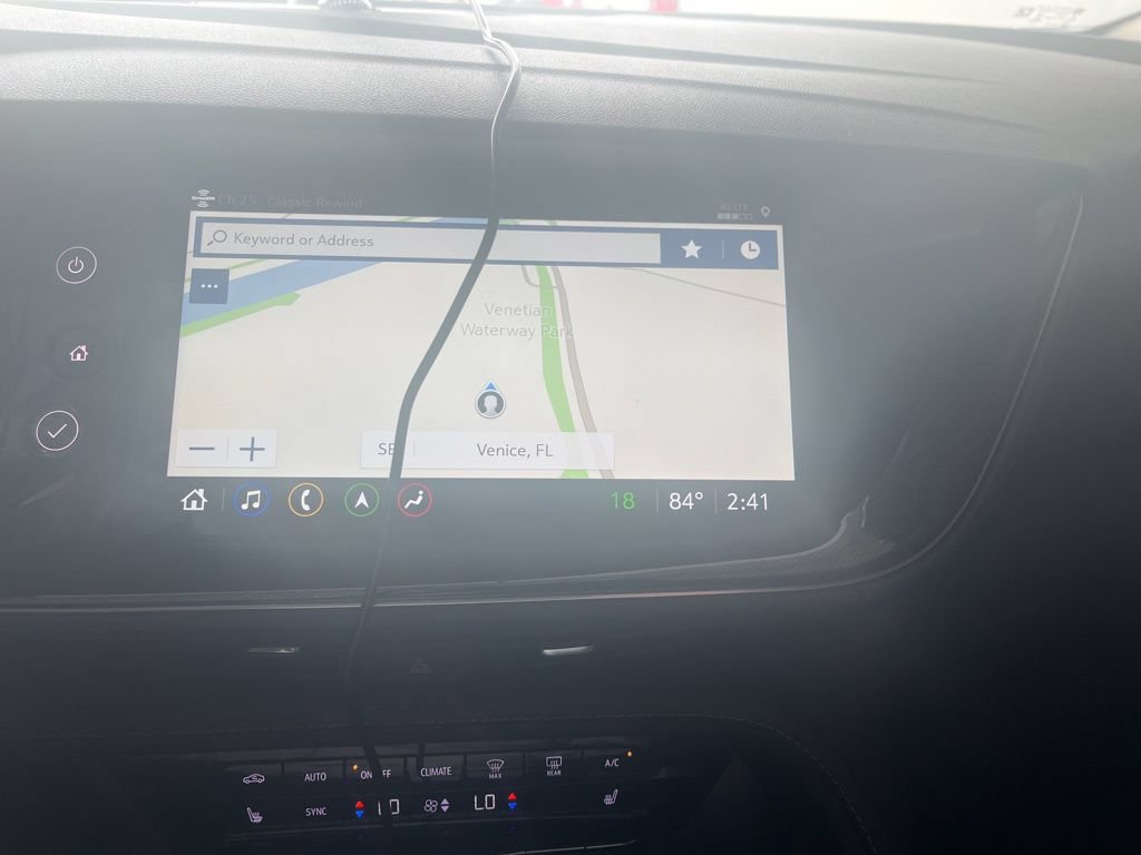 Certified 2023 Buick Envision Essence w/ Technology Package I AWD/4WD image 16