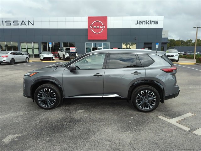 New 2026 Nissan Rogue Platinum image 9