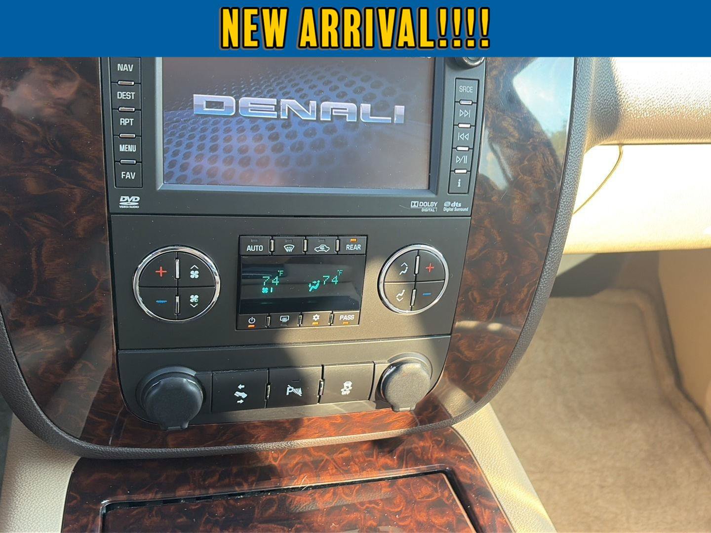 Used 2013 GMC Yukon Denali AWD/4WD image 21