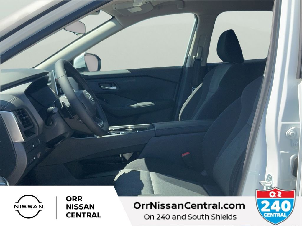 New 2026 Nissan Rogue SV w/ Cold Weather Package FWD image 17