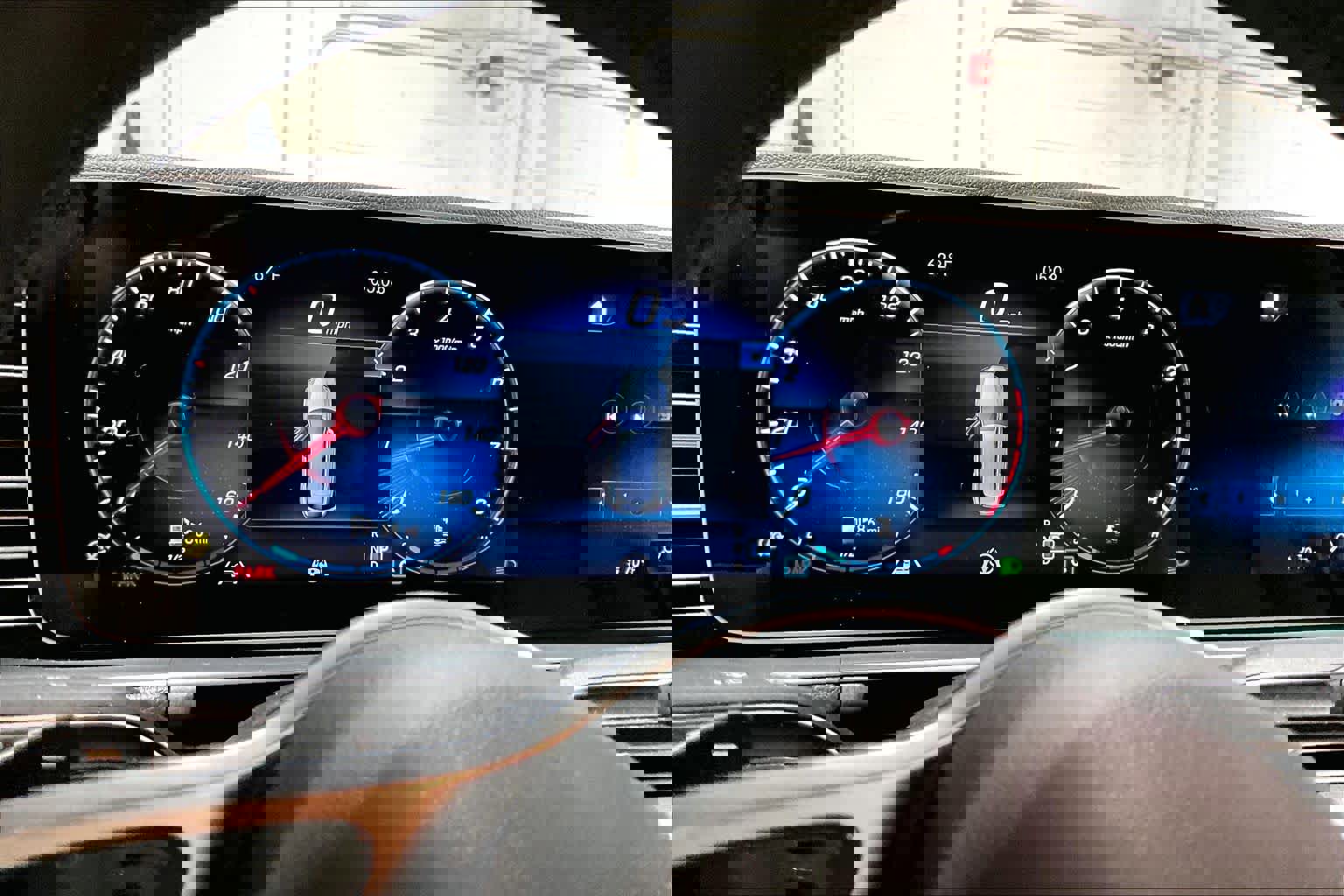 Used 2023 Mercedes-Benz GLE 350 4MATIC image 25