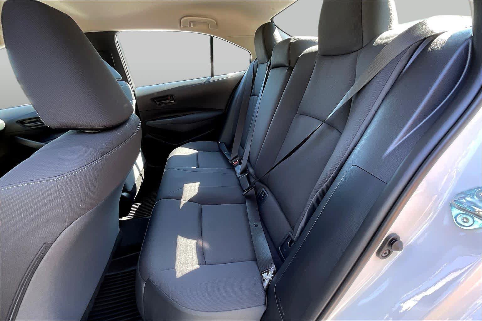 Used 2026 Toyota Corolla LE FWD image 19