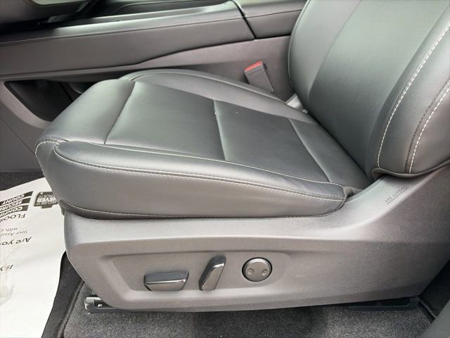 Certified 2025 Nissan Murano SL image 10