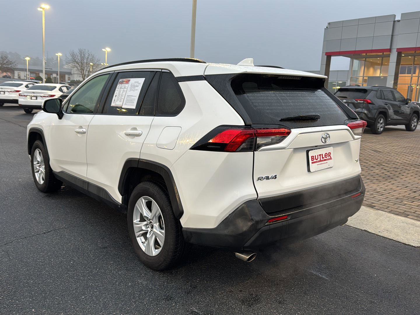 Used 2019 Toyota RAV4 XLE image 3