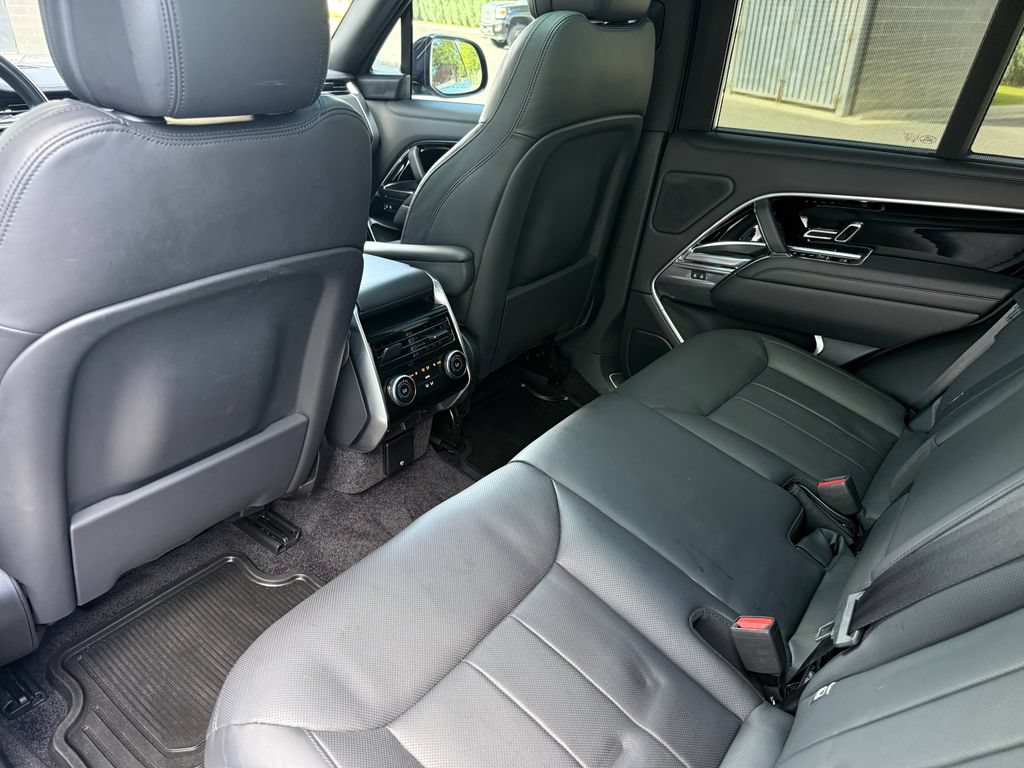 Used 2023 Land Rover Range Rover SE AWD/4WD image 33