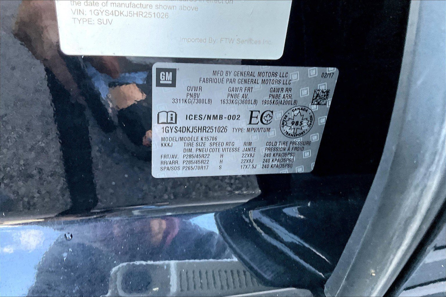 Used 2017 Cadillac Escalade Platinum image 31