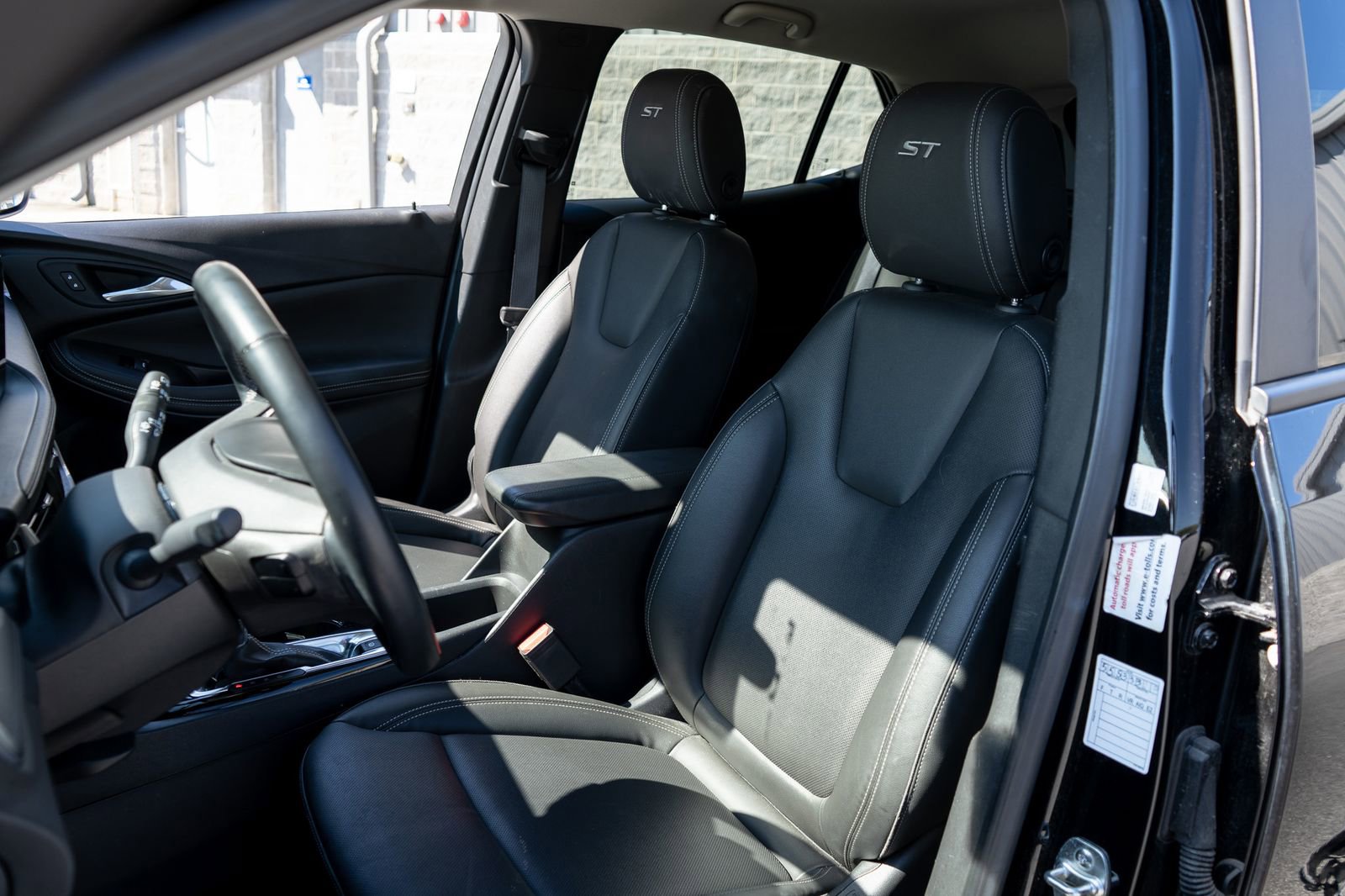 Used 2024 Buick Encore GX Sport Touring w/ Comfort Package FWD image 15