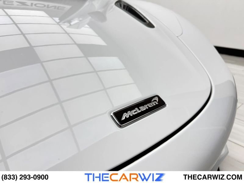 Used 2024 McLaren 750S Spider RWD image 9