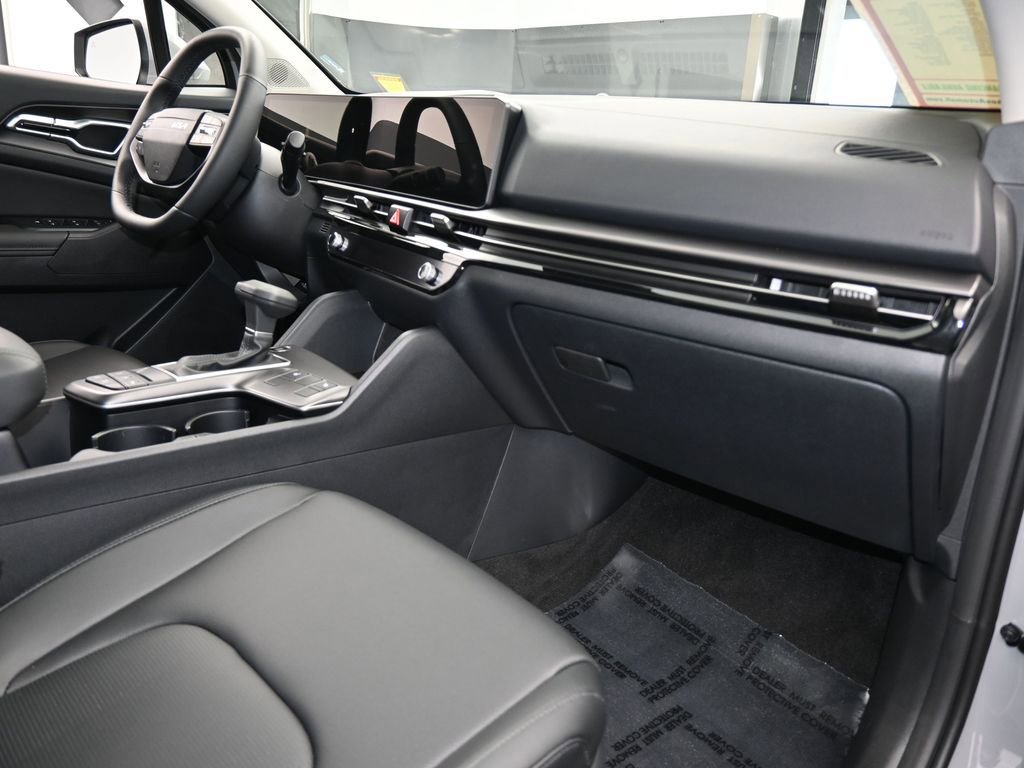 Used 2026 Kia Sportage EX w/ EX Panorama Roof Package FWD image 34