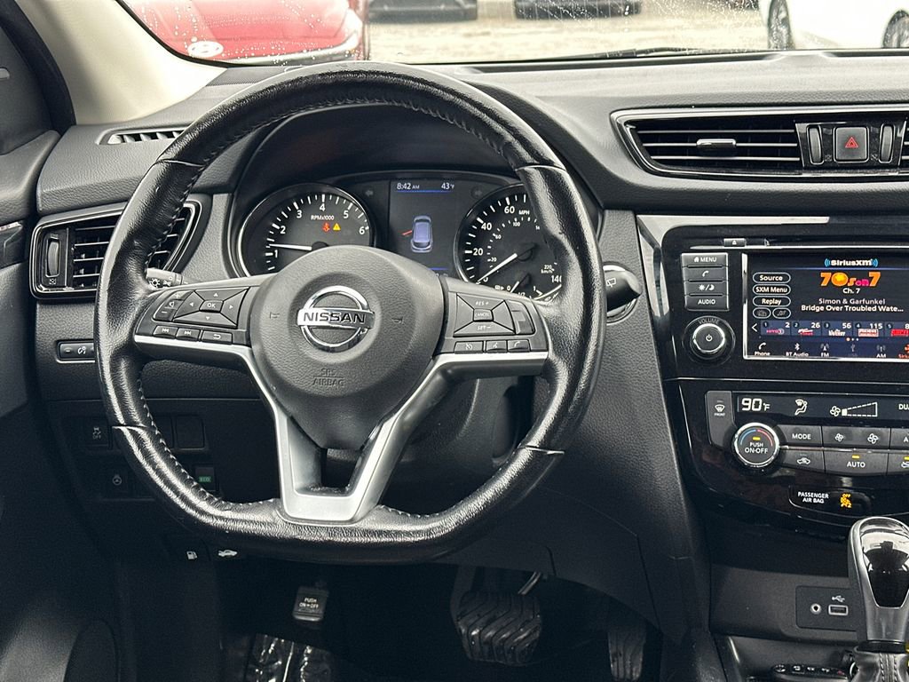 Used 2021 Nissan Rogue Sport SV image 23