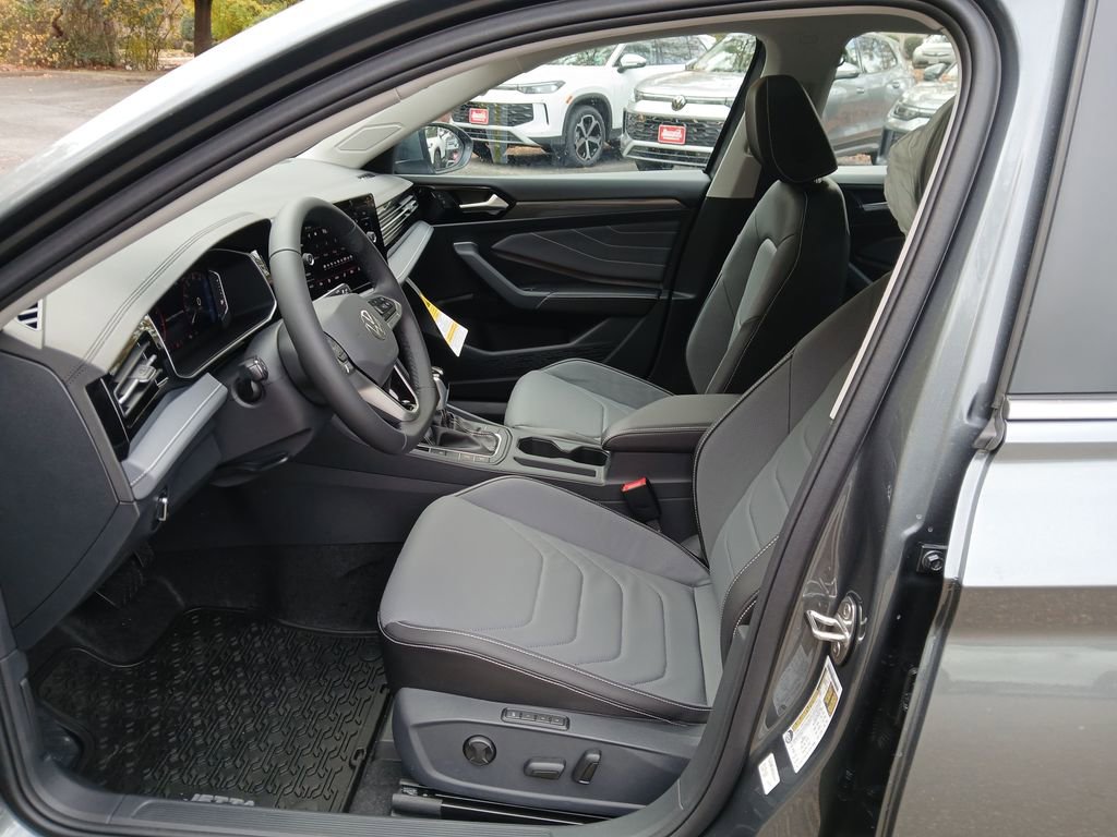 New 2026 Volkswagen Jetta SEL image 9