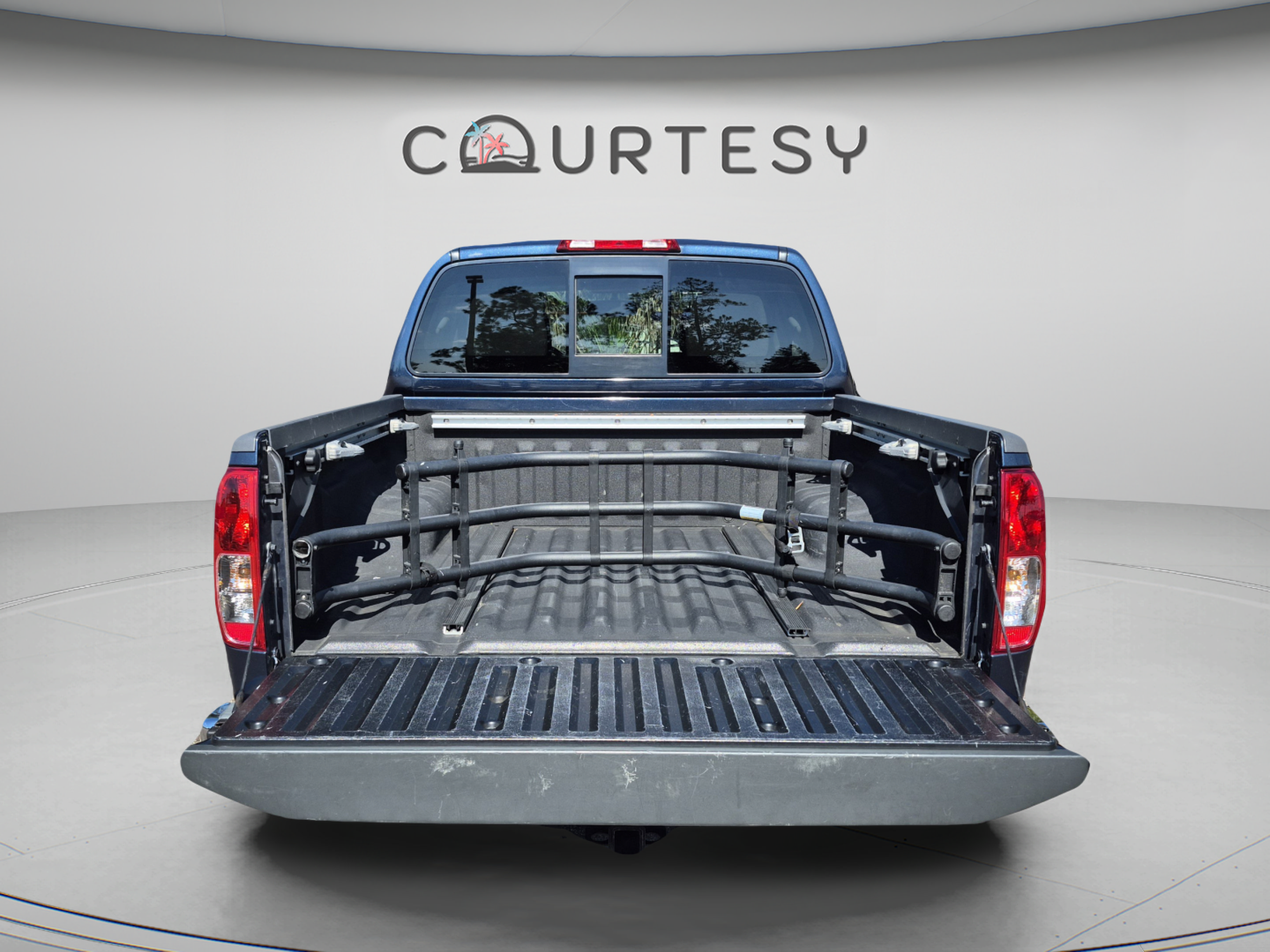 Used 2019 Nissan Frontier SV w/ Value Truck Package RWD image 11