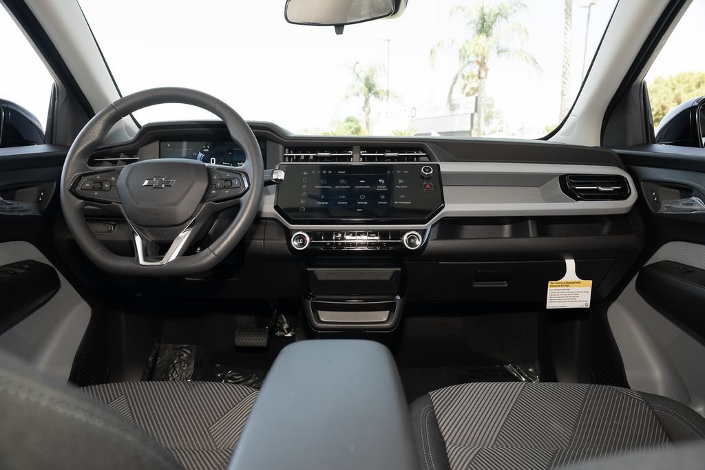 New 2027 Chevrolet Bolt LT FWD image 18