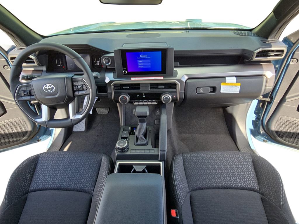 Used 2025 Toyota 4Runner SR5 AWD/4WD image 11