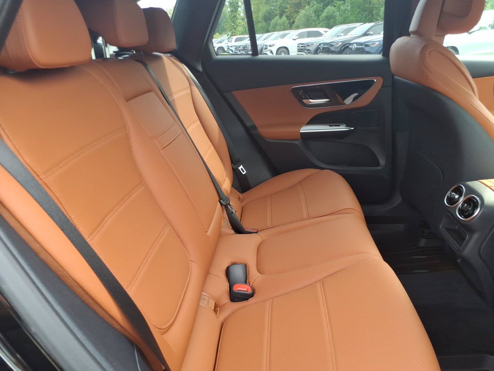 New 2026 Mercedes-Benz GLC 300 4MATIC image 25