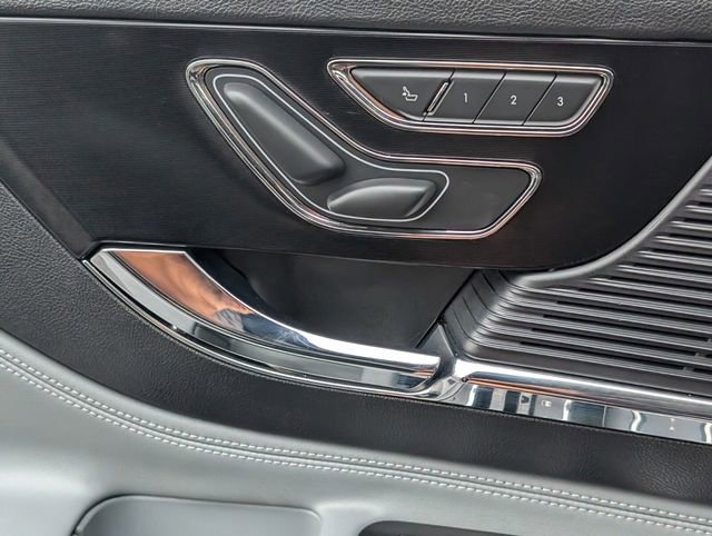 Used 2020 Lincoln Corsair FWD w/ Rear Removable Package Tray image 42