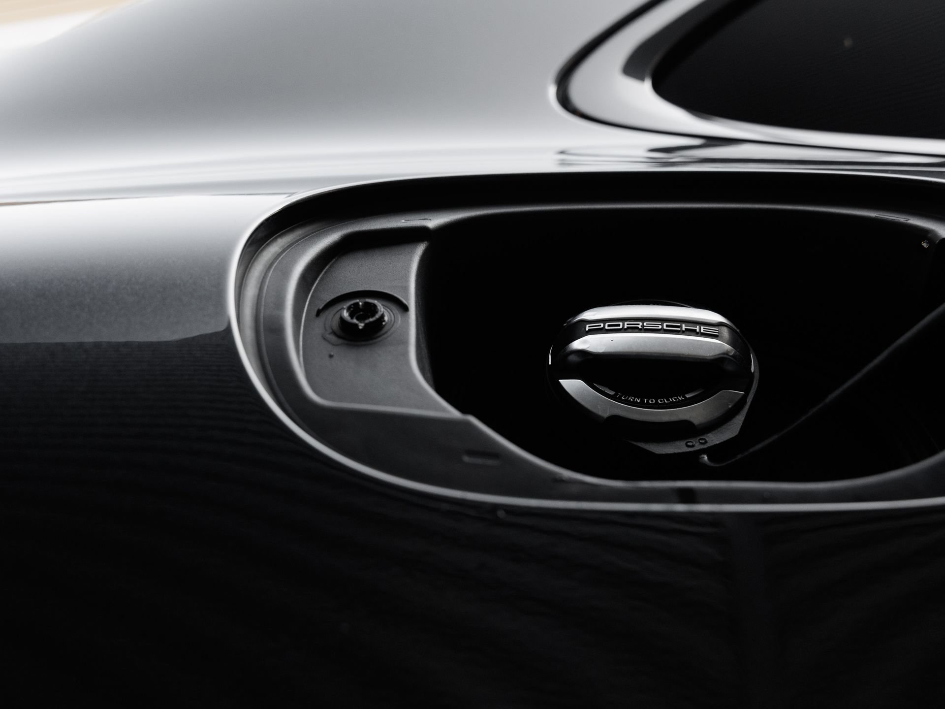 Certified 2023 Porsche Macan S AWD/4WD image 31