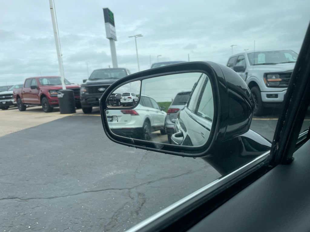 Used 2017 Ford Fusion Sport AWD/4WD image 37