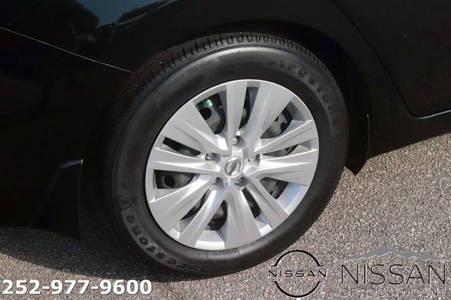 Used 2023 Nissan Sentra S image 7