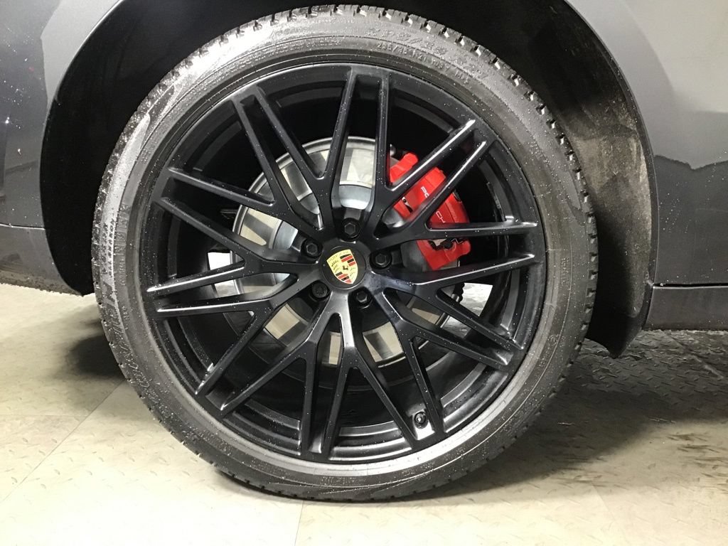 Certified 2023 Porsche Macan GTS w/ Premium Package Plus AWD/4WD image 18