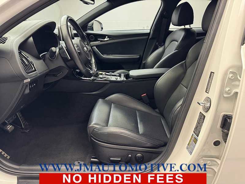 Used 2020 Kia Stinger GT-Line image 12