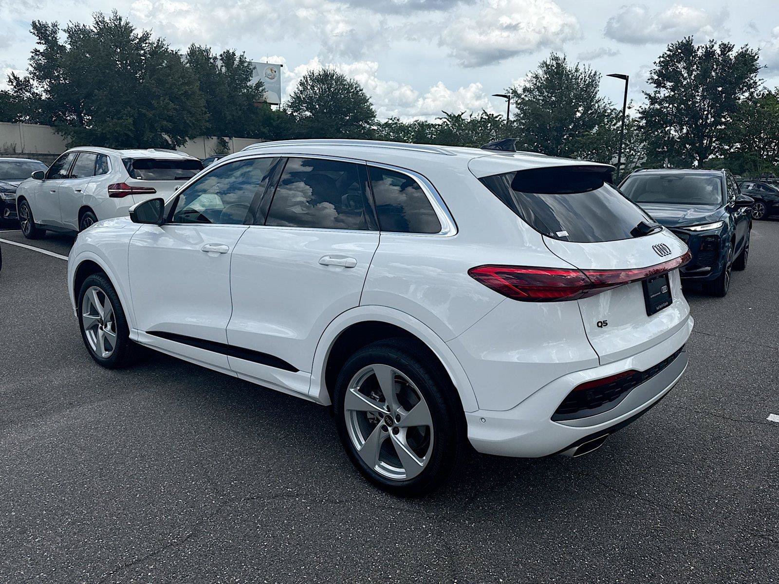 Certified 2025 Audi Q5 Premium AWD/4WD image 5