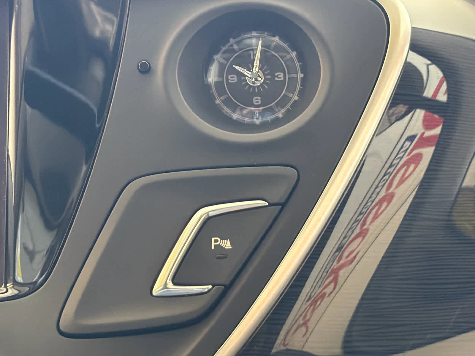 Used 2018 Buick Envision Preferred image 41