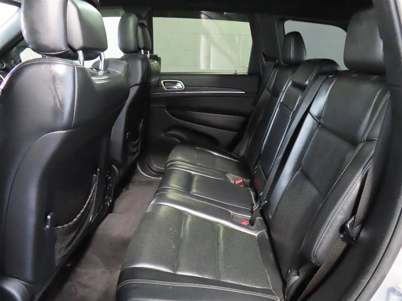 Used 2015 Jeep Grand Cherokee Limited w/ Luxury Group II image 34