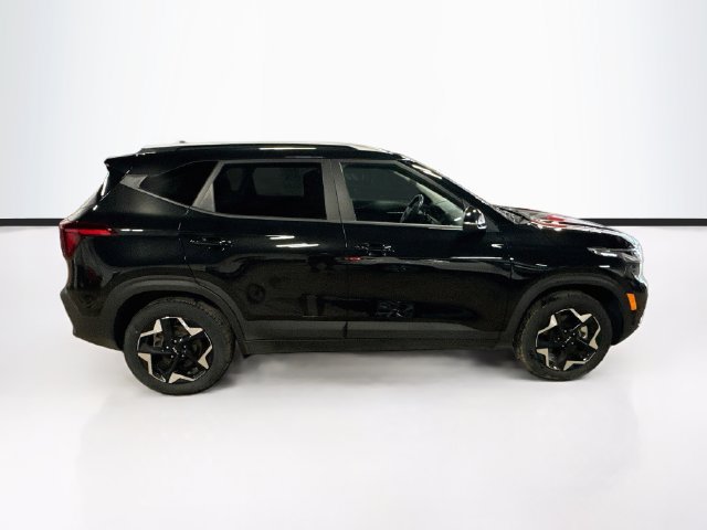 Certified 2025 Kia Seltos S AWD/4WD image 8