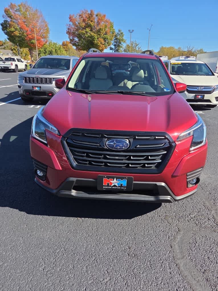 Used 2024 Subaru Forester Premium AWD/4WD image 12