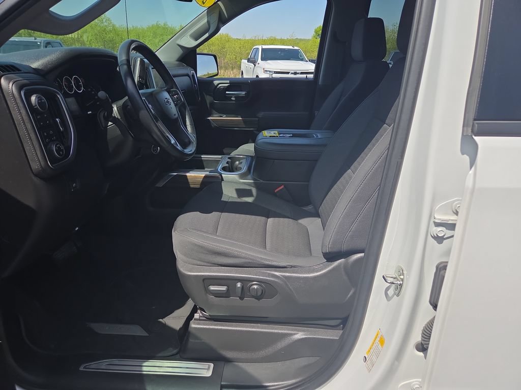 Certified 2021 Chevrolet Silverado 1500 RST w/ Rally Edition AWD/4WD image 26