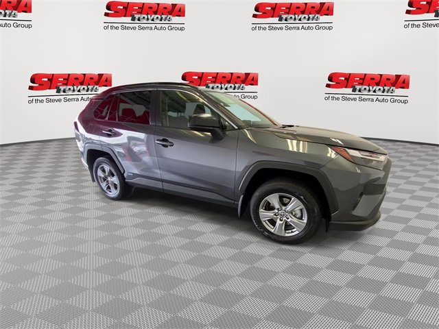 Used 2025 Toyota RAV4 LE image 3