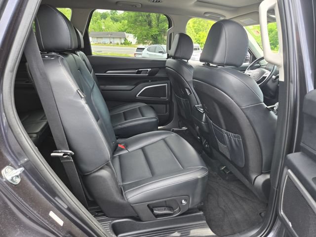 Used 2025 Kia Telluride S AWD/4WD image 19