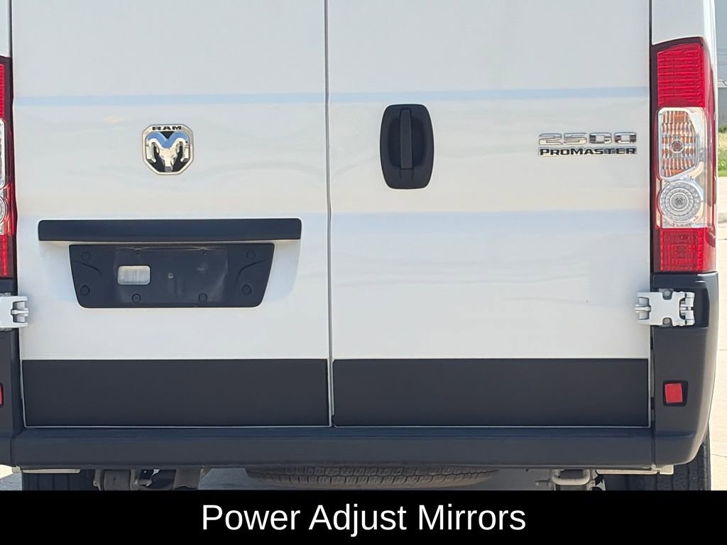 Used 2025 RAM ProMaster 2500 w/ Convenience Group FWD image 8