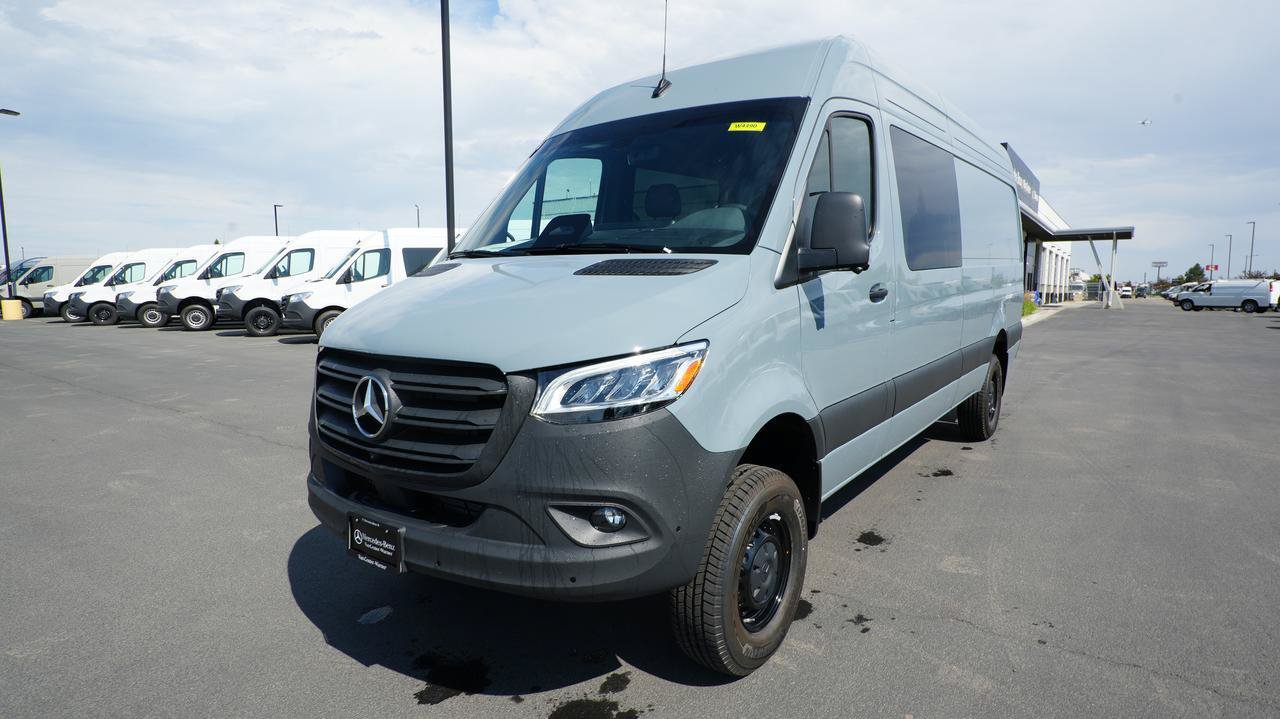 New 2026 Mercedes-Benz Sprinter 2500 image 1