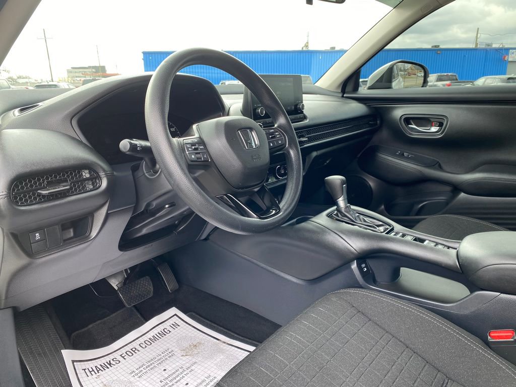 Used 2024 Honda HR-V LX image 9