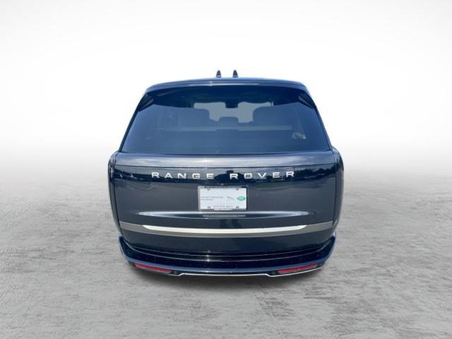 Used 2024 Land Rover Range Rover SE AWD/4WD image 6