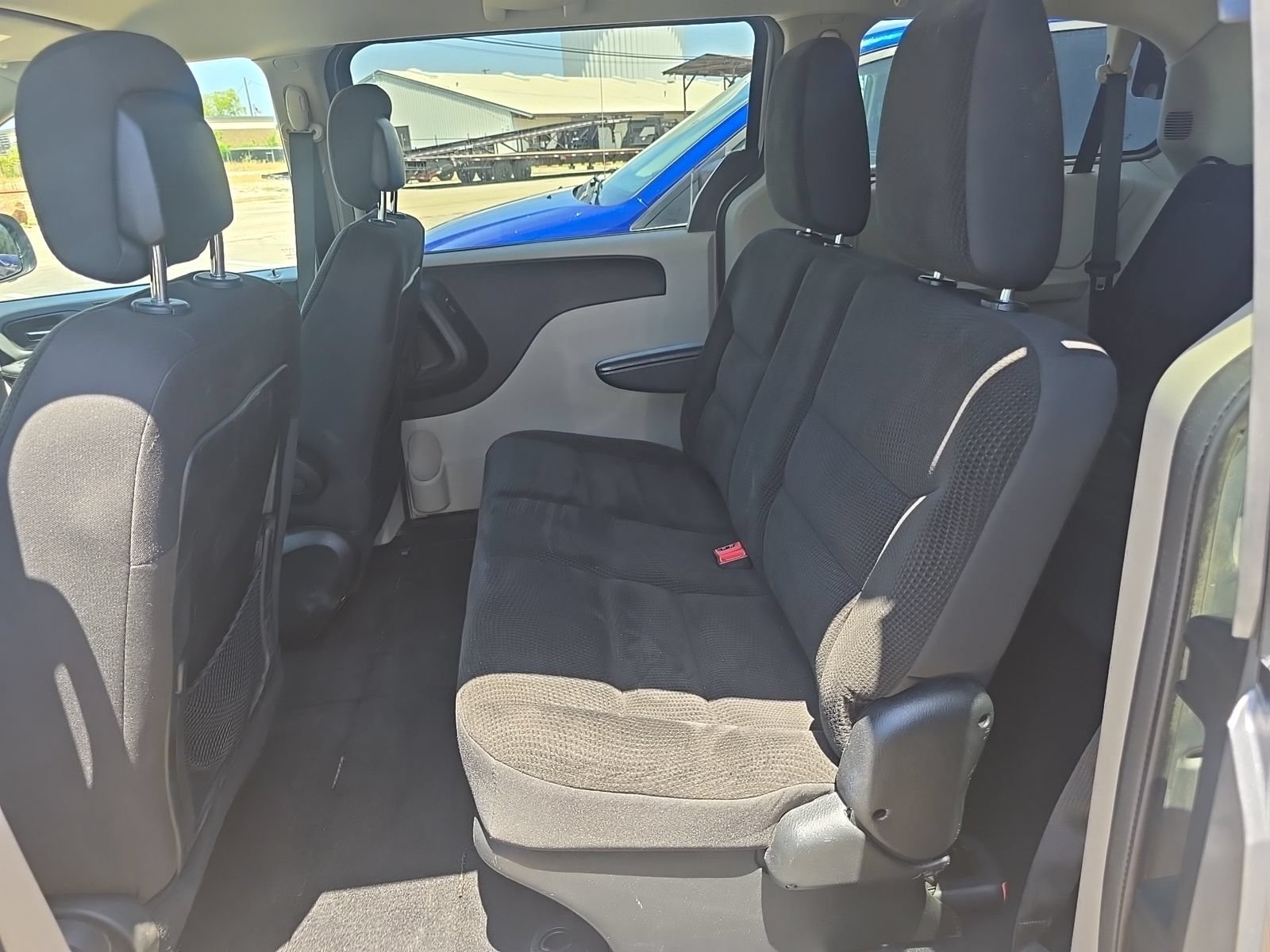 Used 2018 Dodge Grand Caravan SE w/ UConnect Hands-Free Group FWD image 14