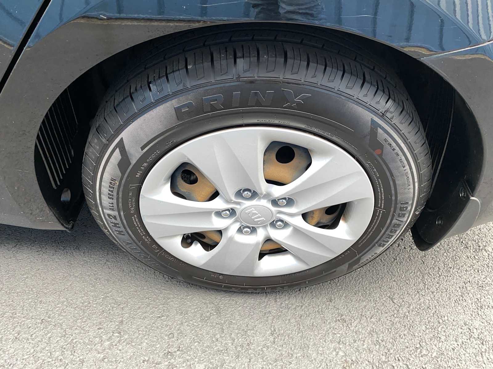 Used 2017 Kia Forte LX image 33