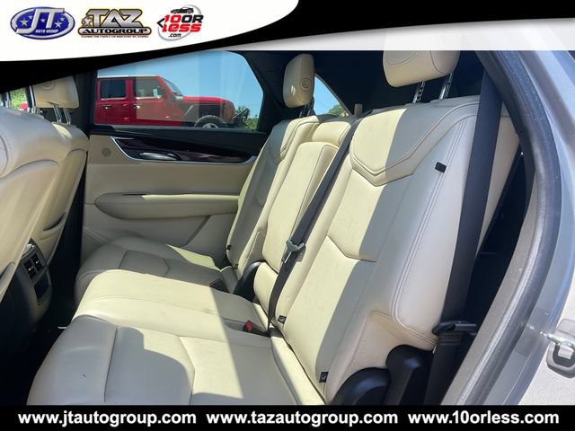 Used 2018 Cadillac XT5 Luxury w/ Driver Awareness Package AWD/4WD image 14