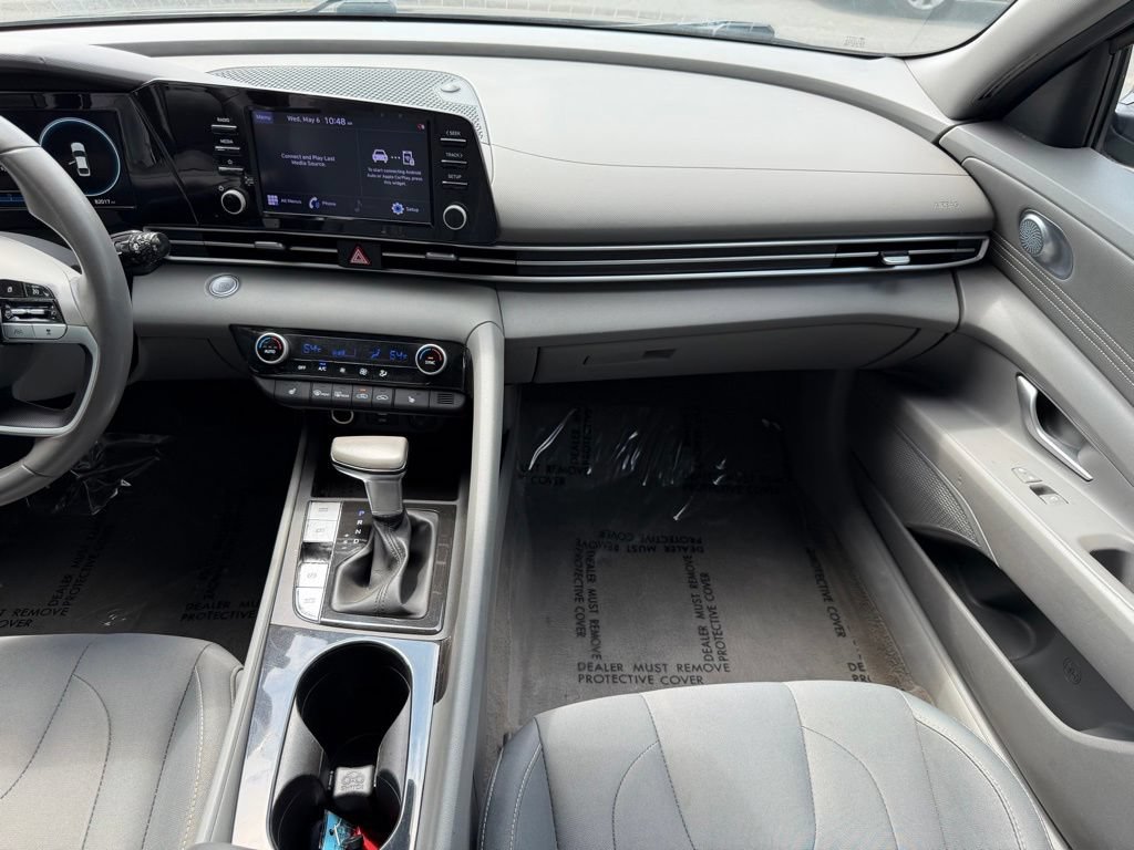 Used 2022 Hyundai Elantra SEL w/ Convenience Package FWD image 24