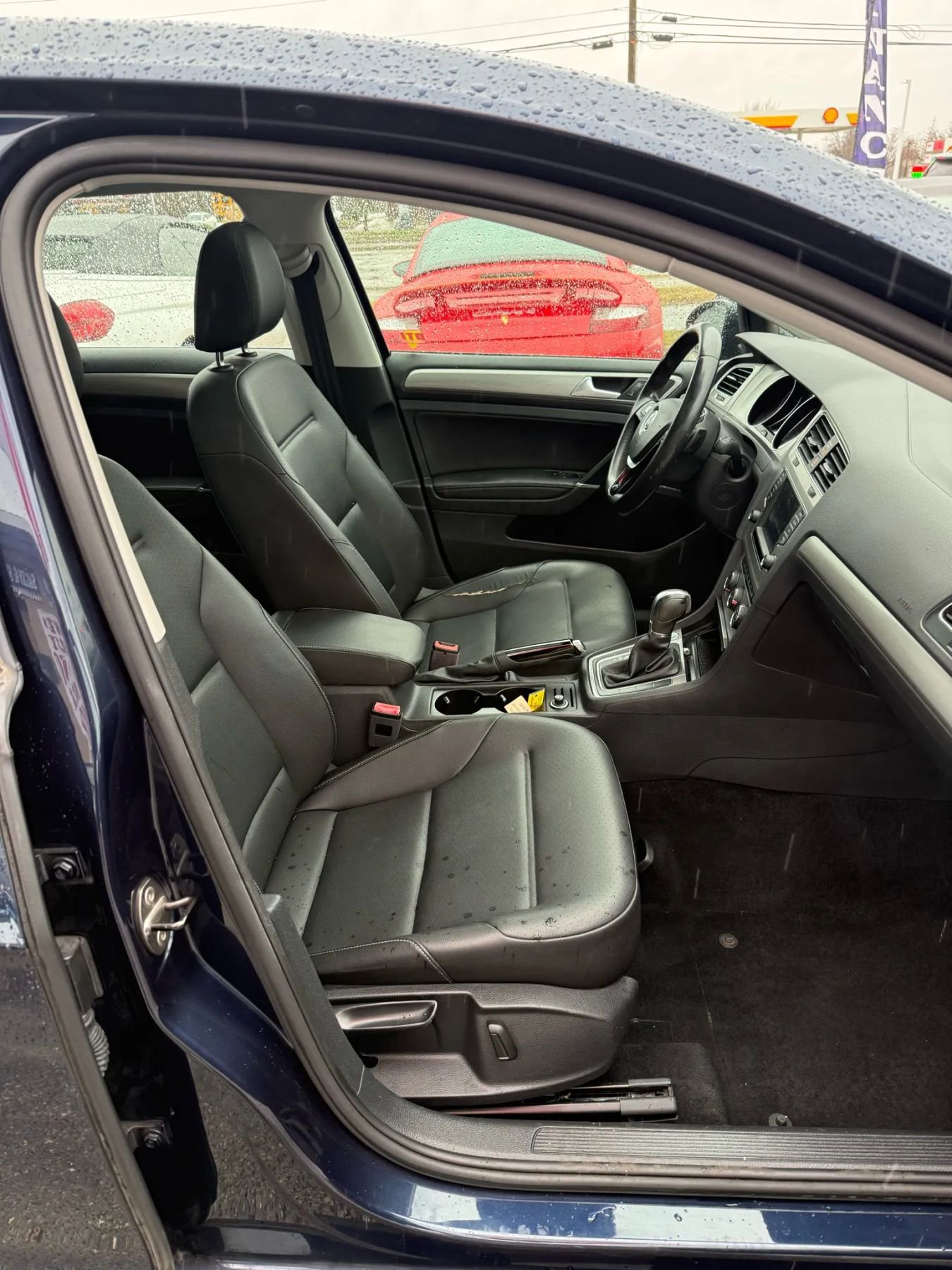 Used 2017 Volkswagen Golf Wolfsburg Edition FWD image 22