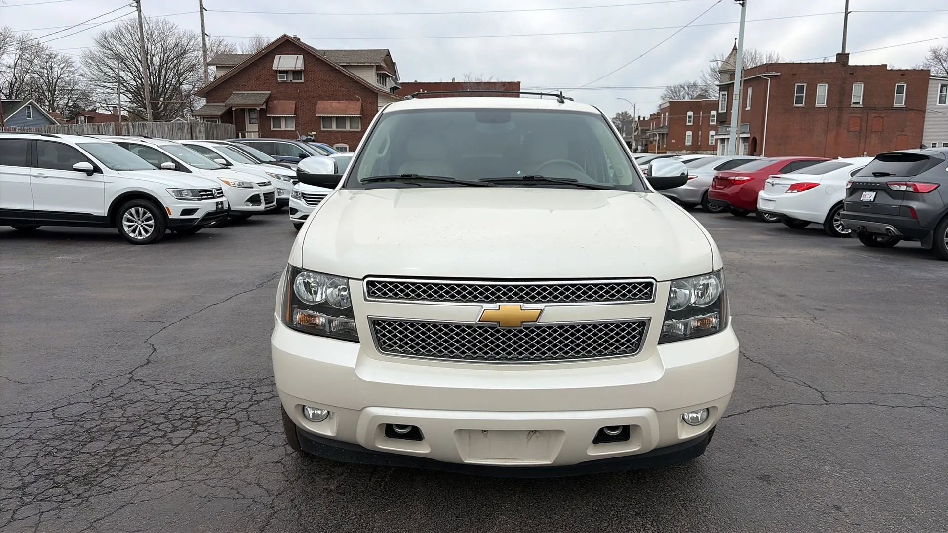 Used 2014 Chevrolet Tahoe LTZ image 2