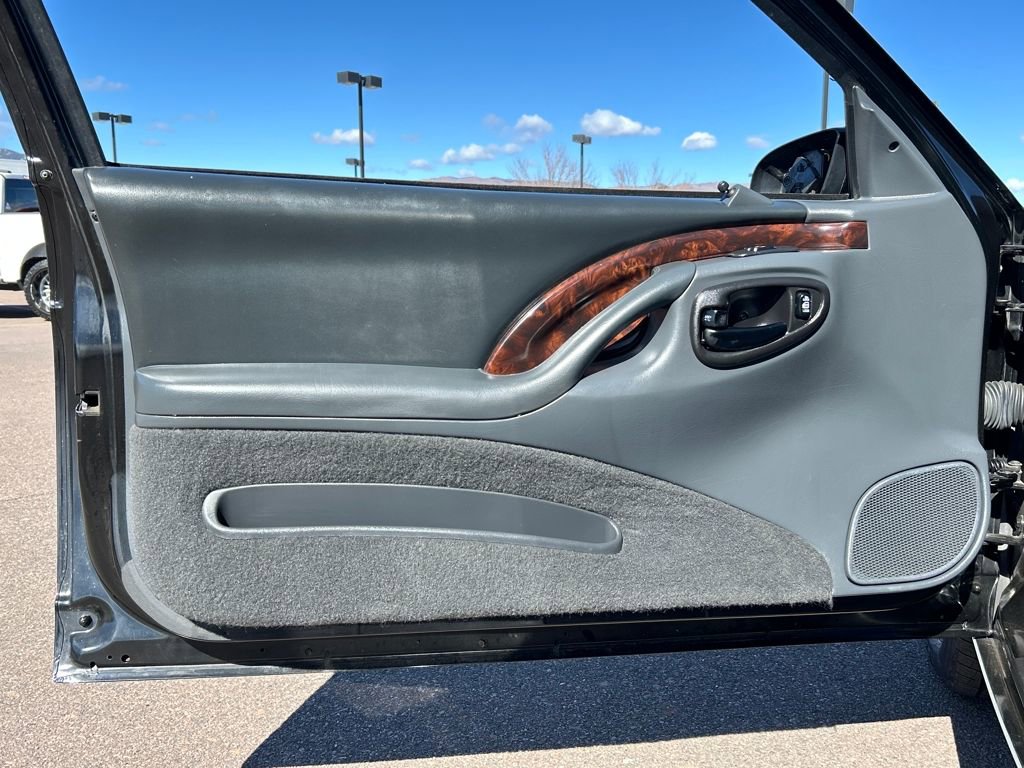 Used 1995 Chevrolet Monte Carlo Z34 FWD image 28