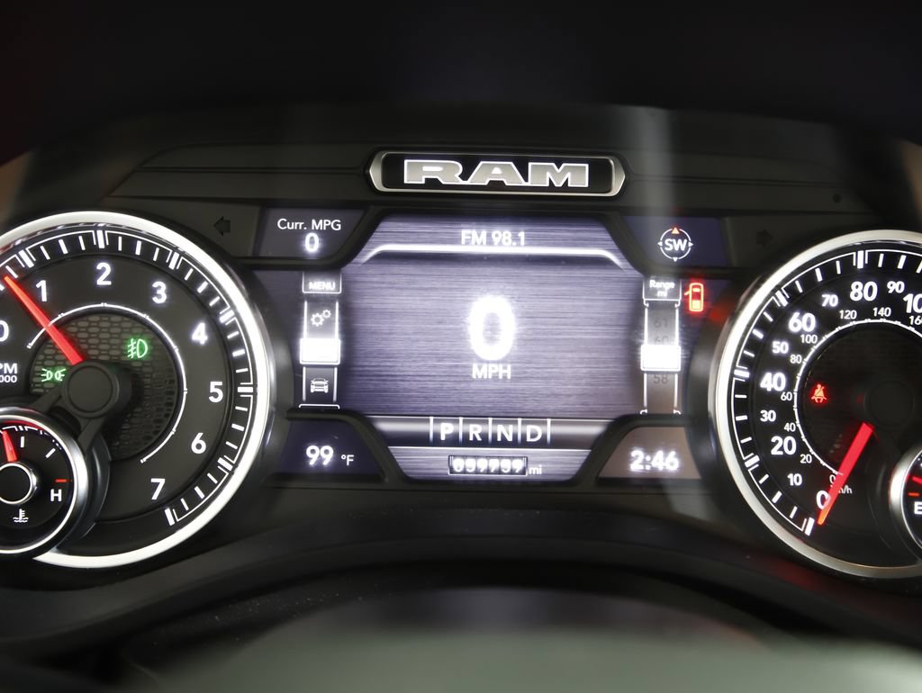 Used 2022 RAM 1500 Big Horn AWD/4WD image 19