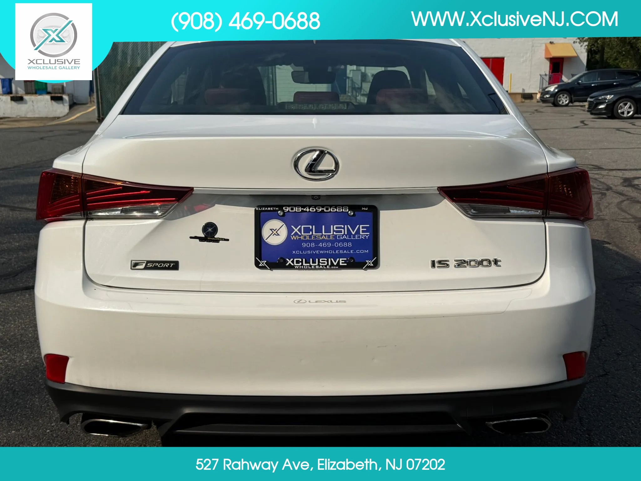 Used 2017 Lexus IS 200t F Sport w/ F Sport Package RWD image 3