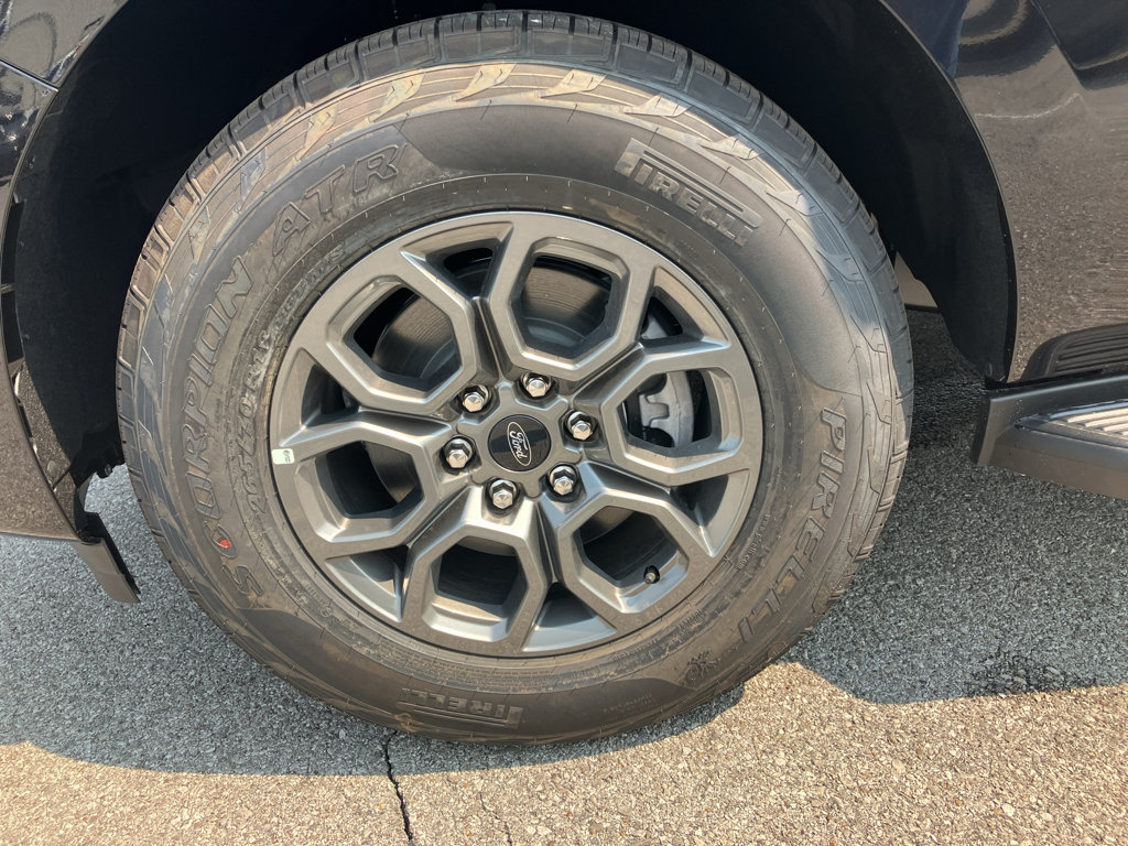 New 2027 Ford Expedition Active AWD/4WD image 32