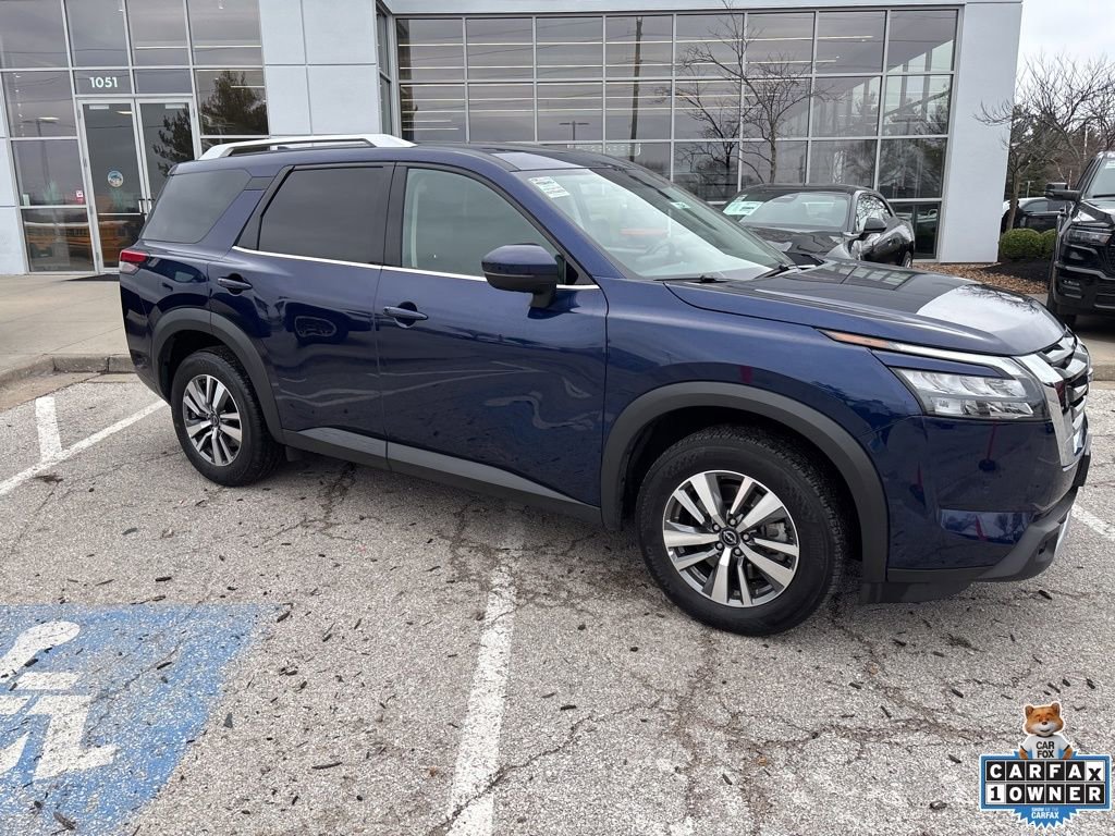 Used 2025 Nissan Pathfinder SL image 39