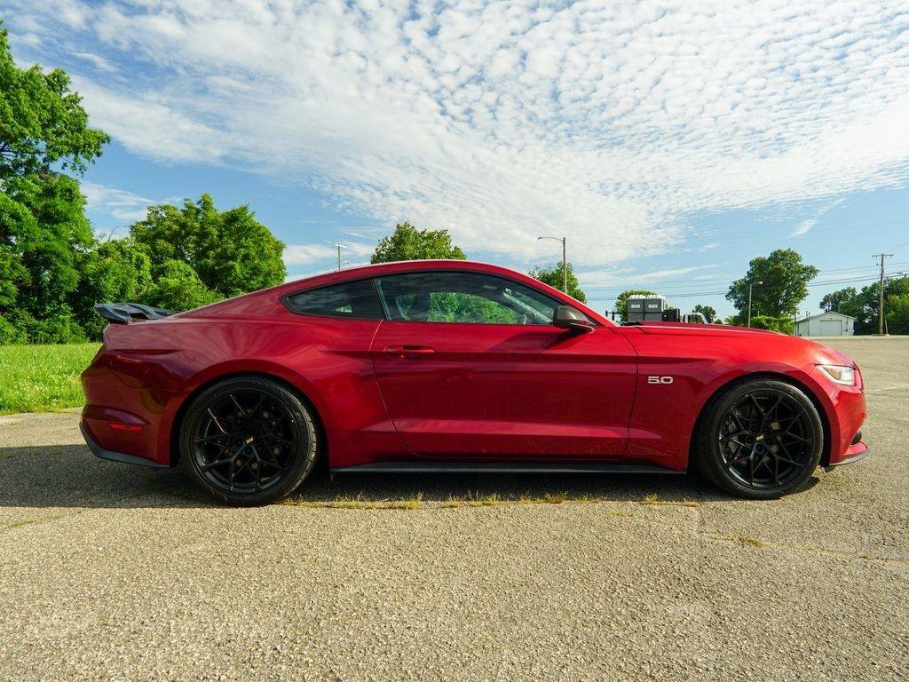 Used 2015 Ford Mustang GT Premium w/ Equipment Group 401A RWD image 2